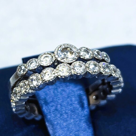 Sweet Little Set! - Picture 2 of 7